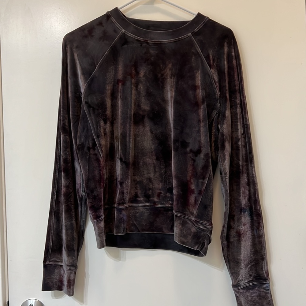 NWOT Lululemon Warm Down Crew Velour Sweatshirt